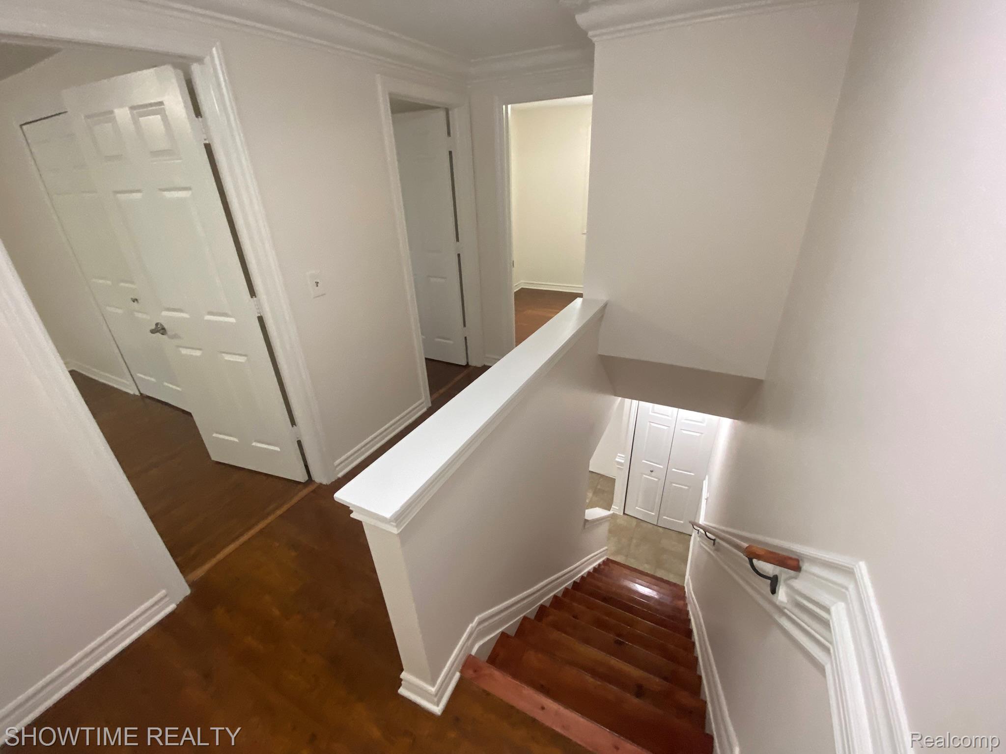8418 HICKORY Drive