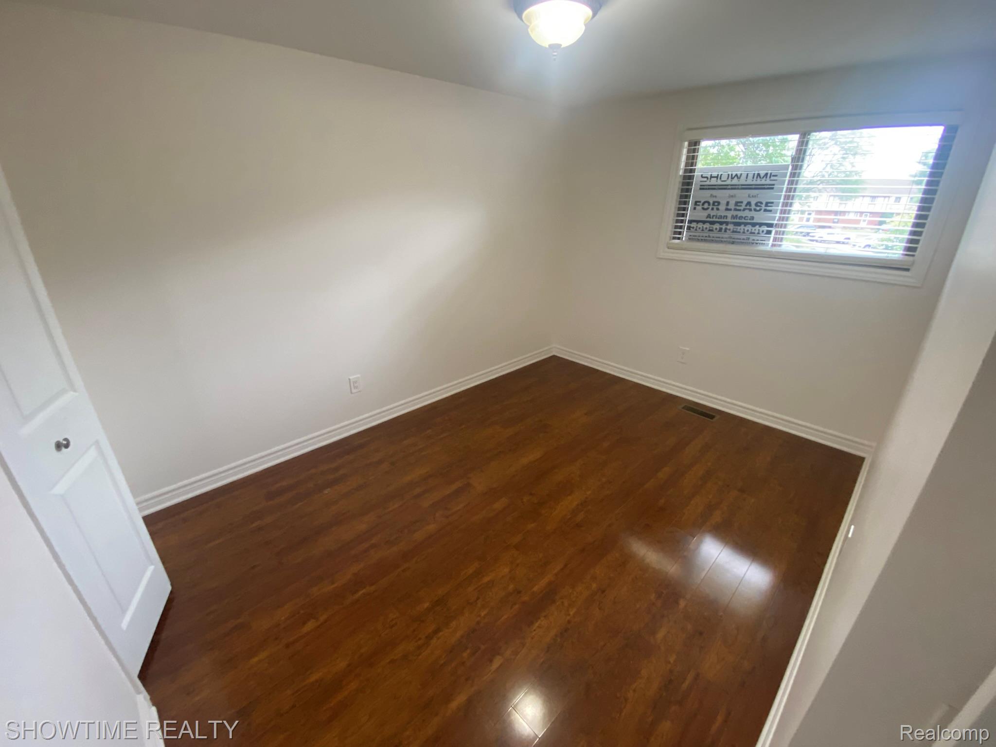 8418 HICKORY Drive