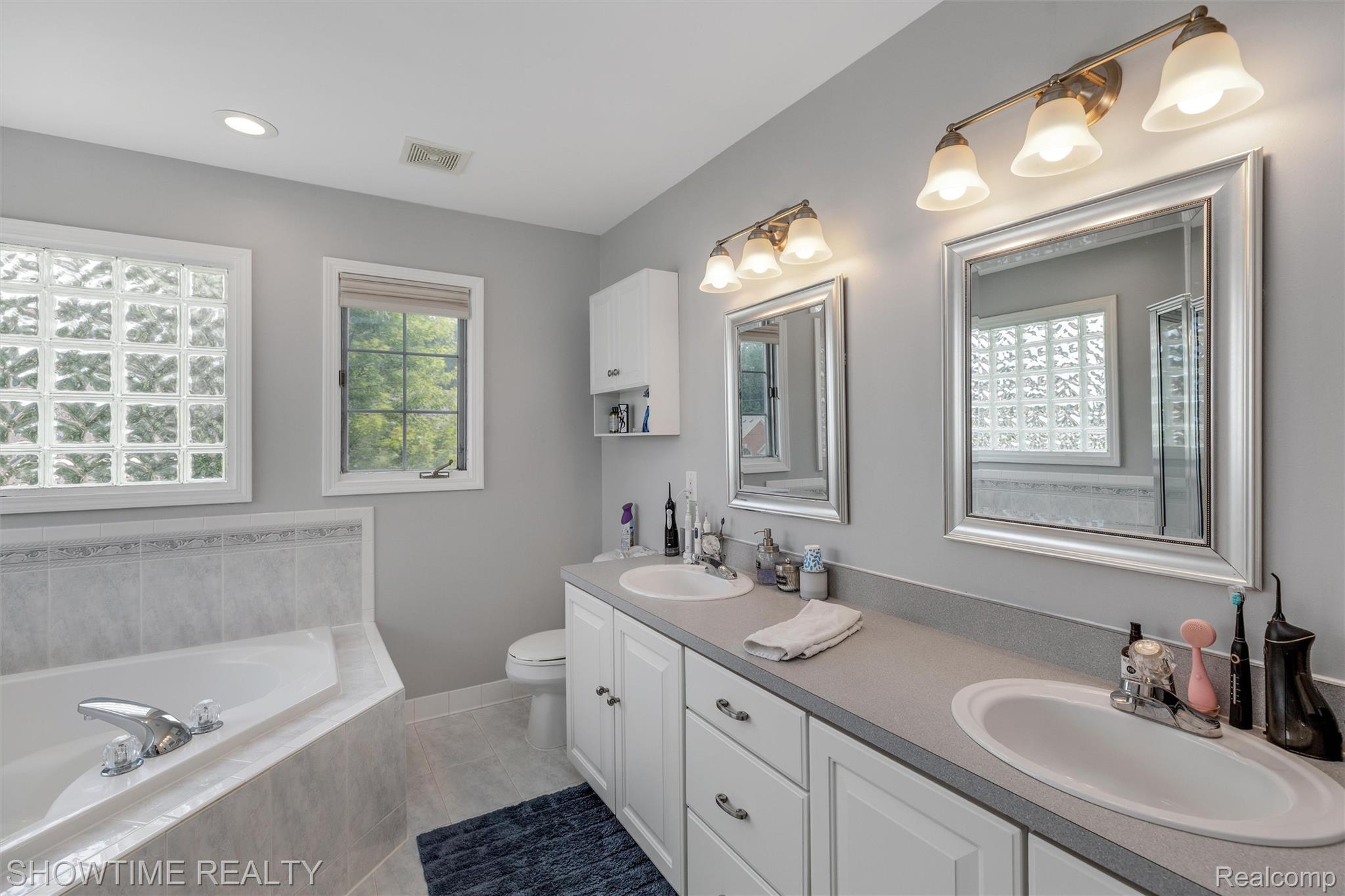 18563 Cracklewood Drive