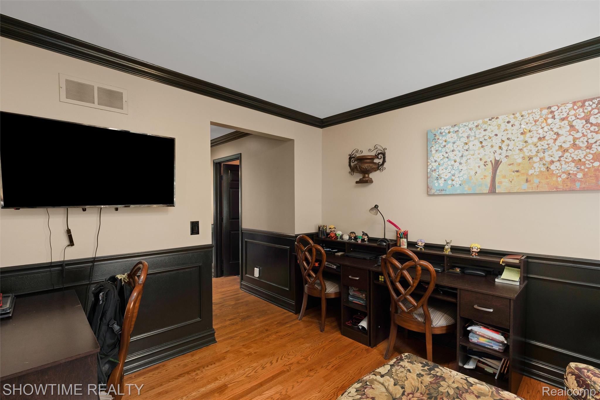 18563 Cracklewood Drive