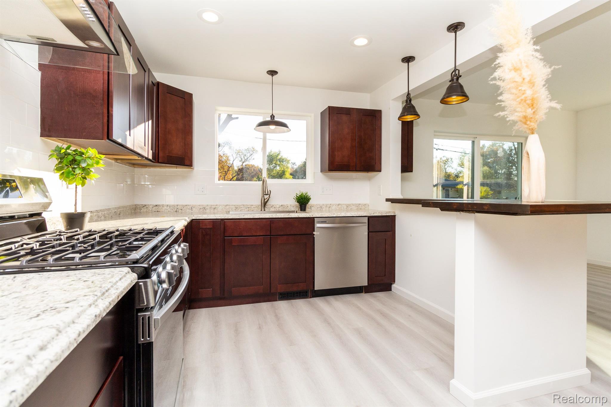 500 N CONKLIN Road