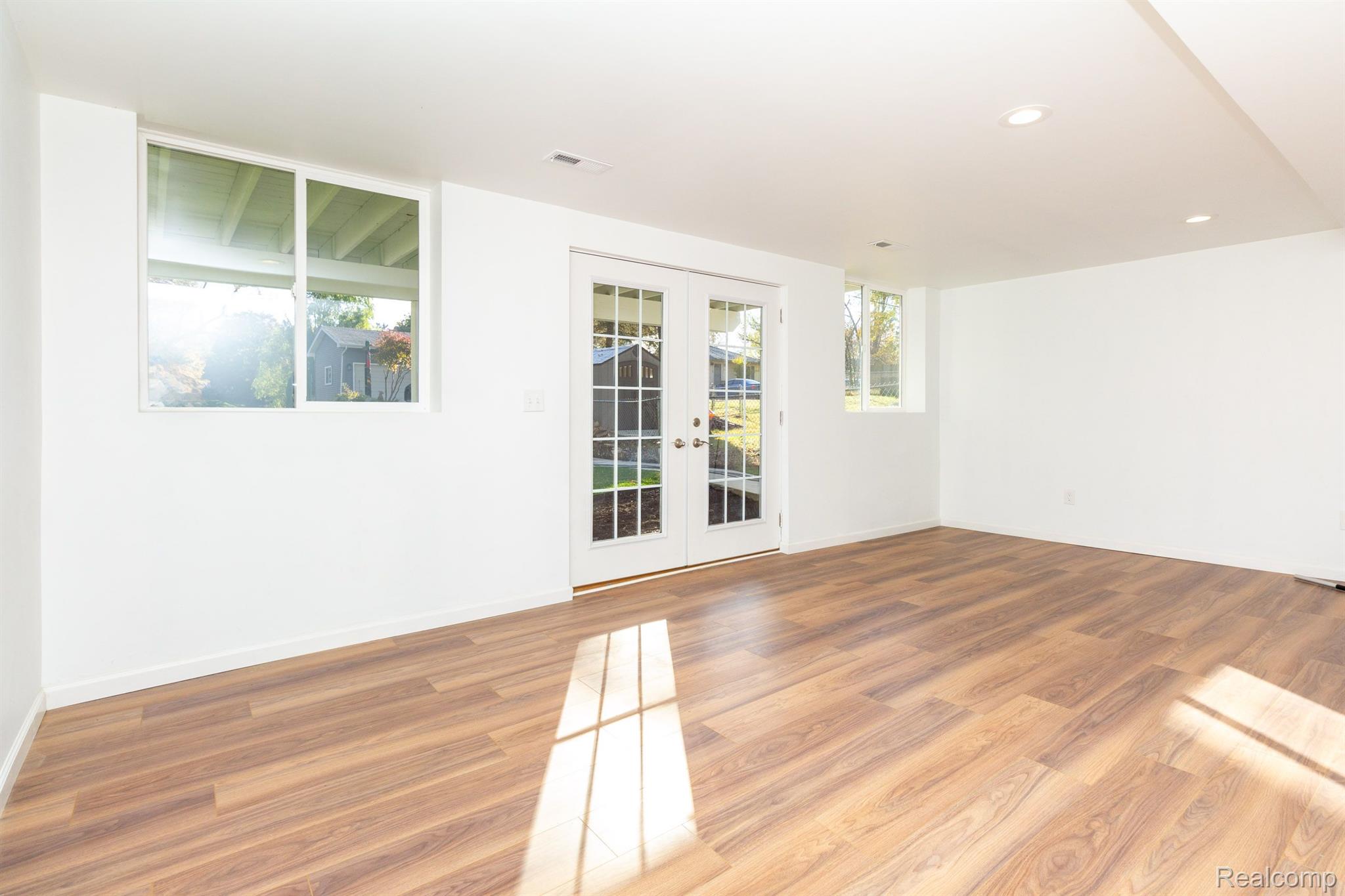 500 N CONKLIN Road