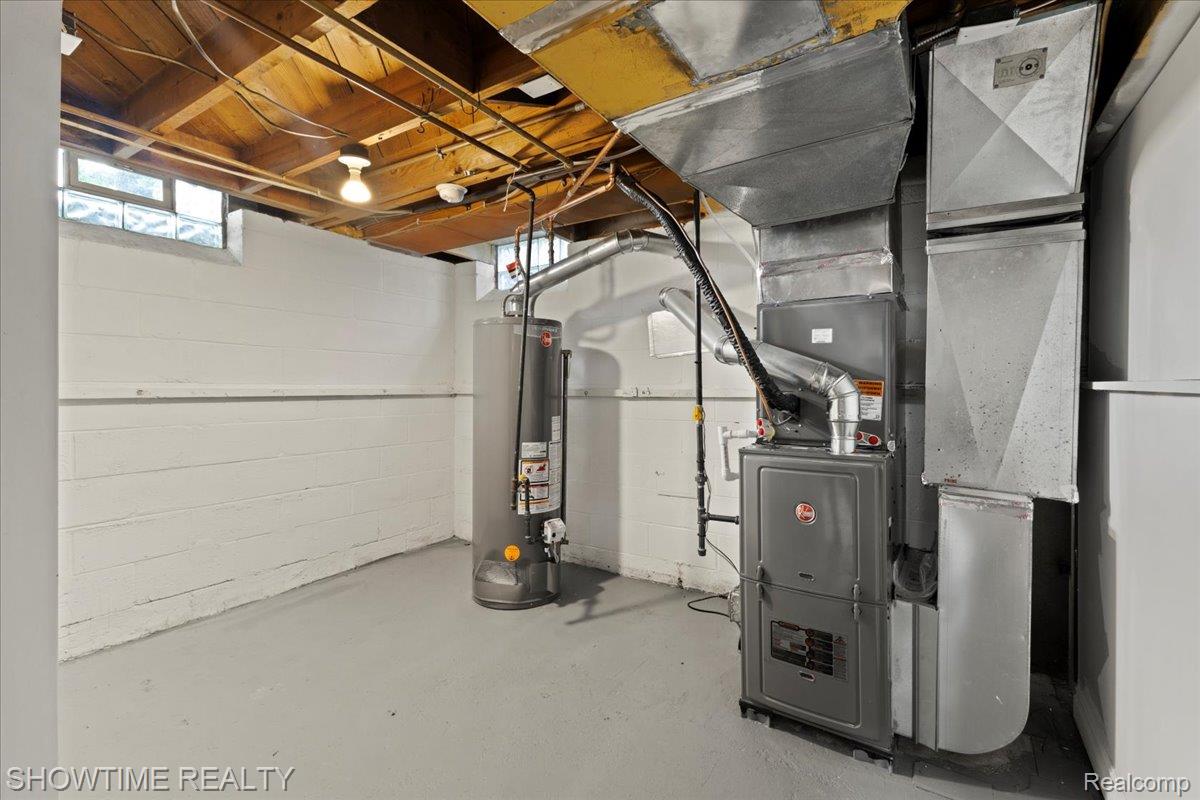 23041 Shakespeare Avenue