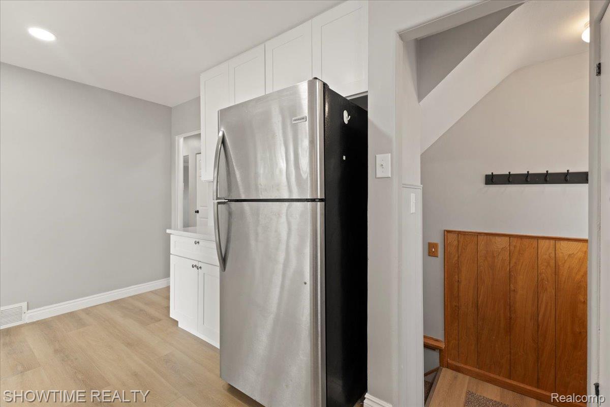 23041 Shakespeare Avenue