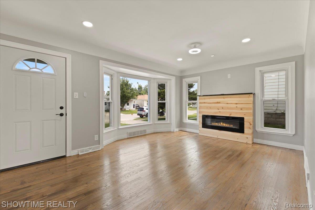 23041 Shakespeare Avenue