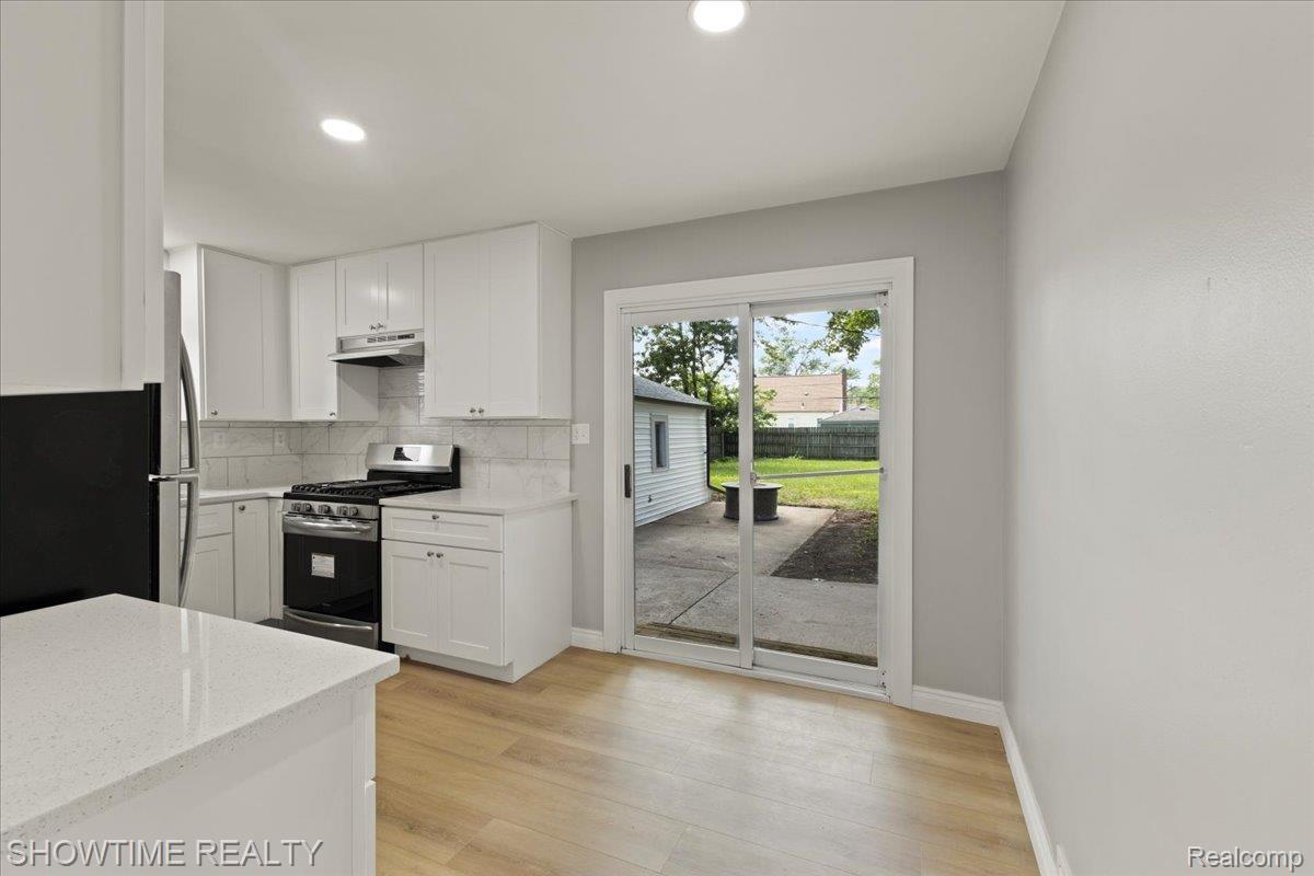 23041 Shakespeare Avenue