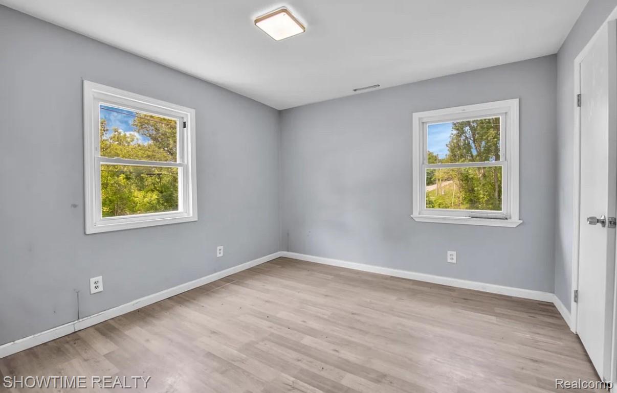 652 N Blacks Corners Road