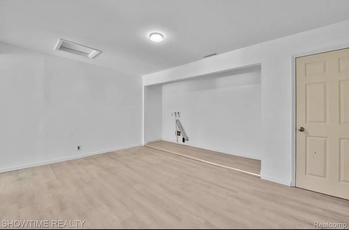 652 N Blacks Corners Road