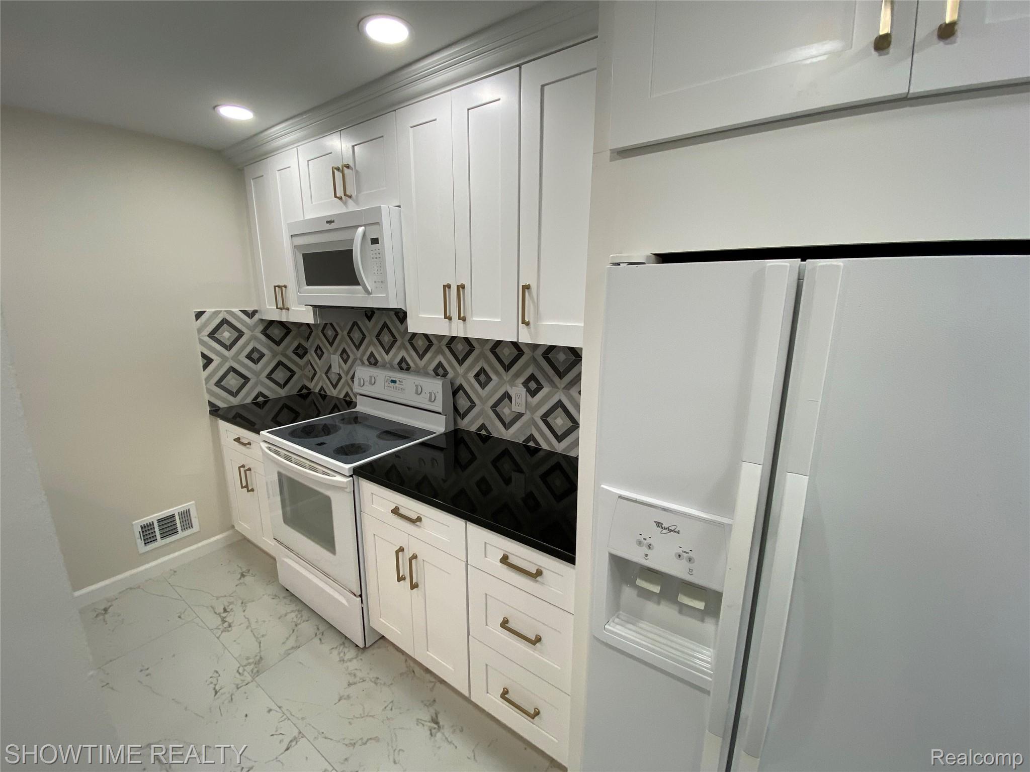 35309 TALL OAKS Drive