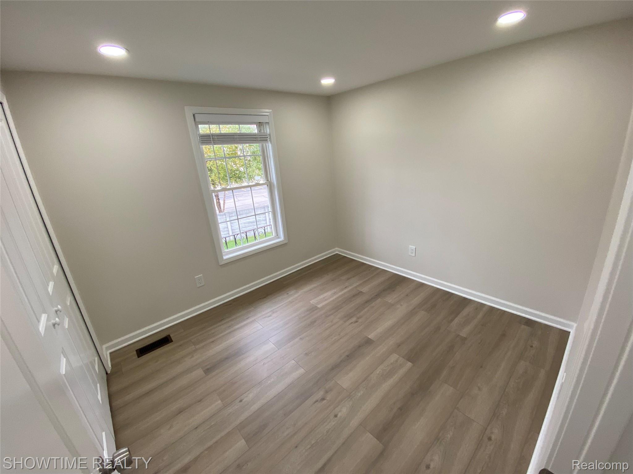 35309 TALL OAKS Drive