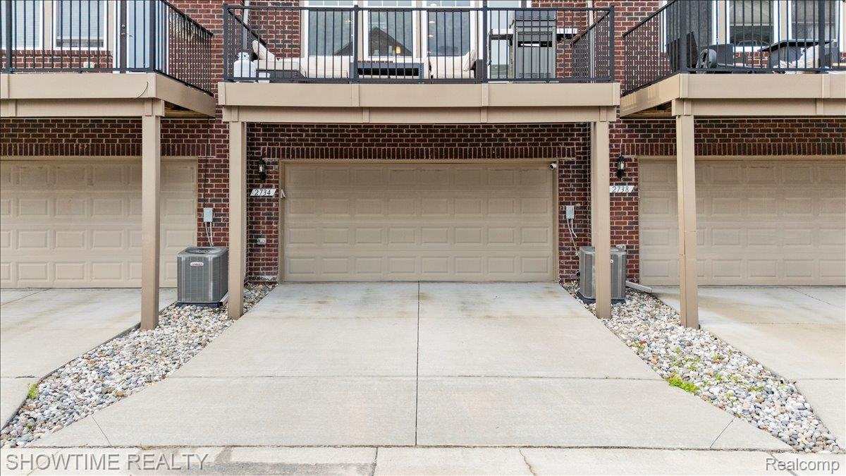 2734 Helmsdale Circle