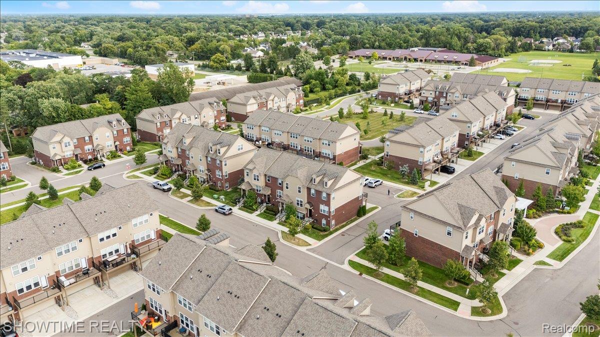 2734 Helmsdale Circle