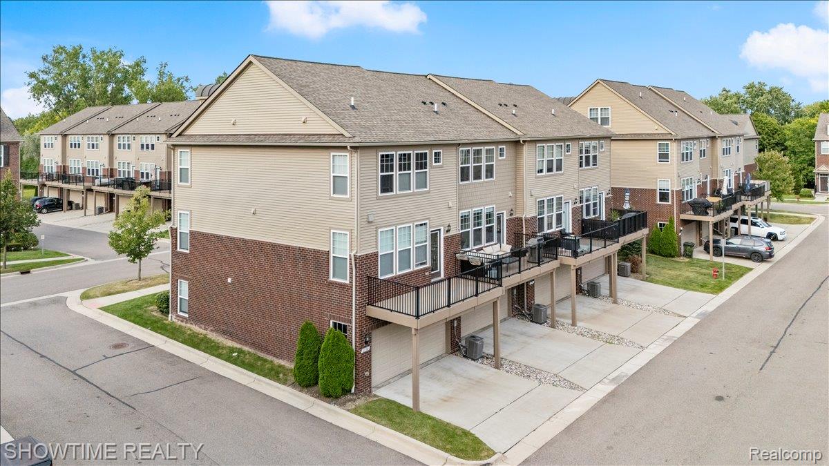 2734 Helmsdale Circle