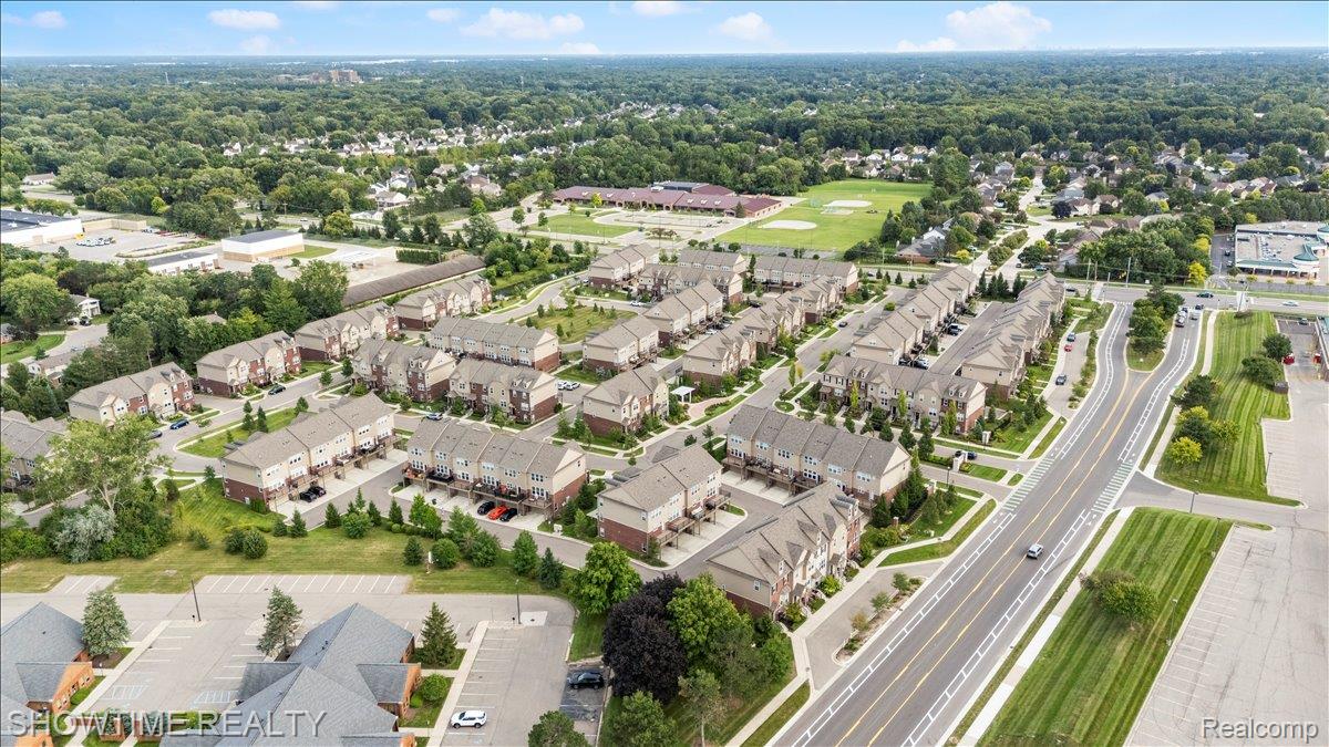 2734 Helmsdale Circle