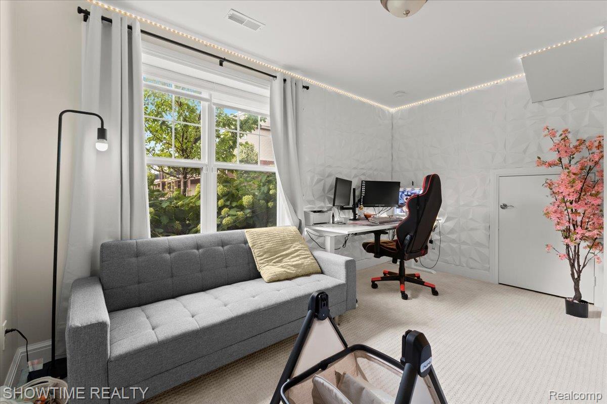 2734 Helmsdale Circle