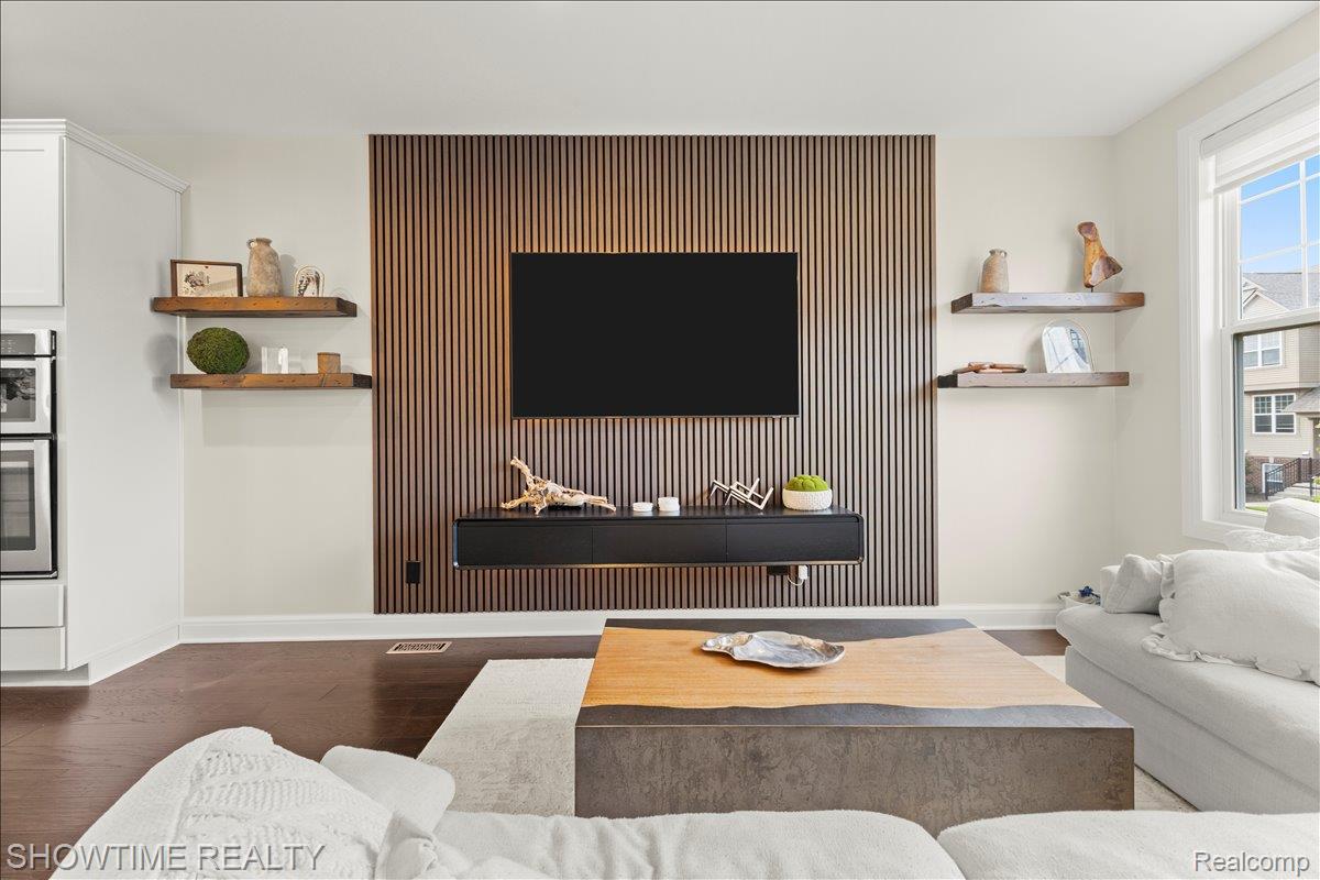 2734 Helmsdale Circle