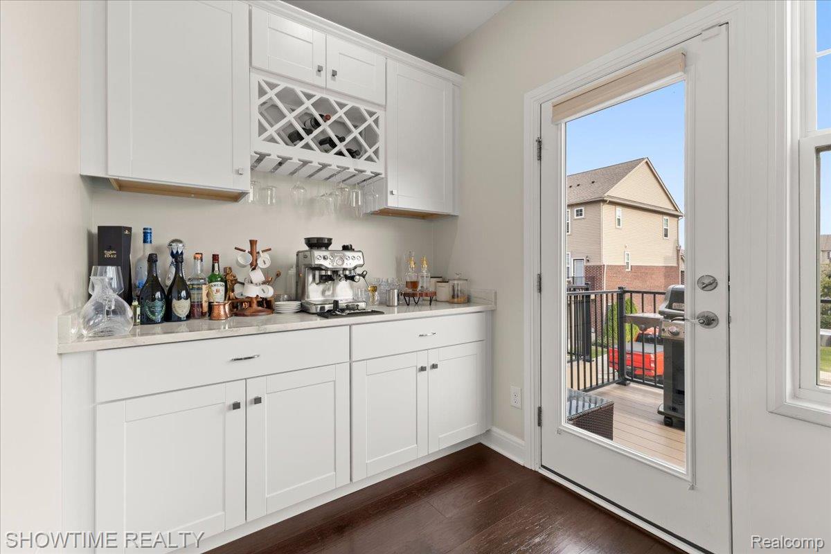 2734 Helmsdale Circle