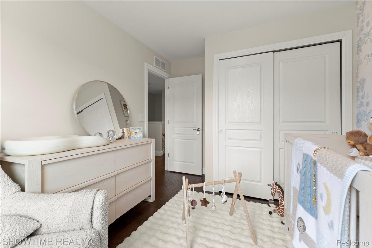 2734 Helmsdale Circle