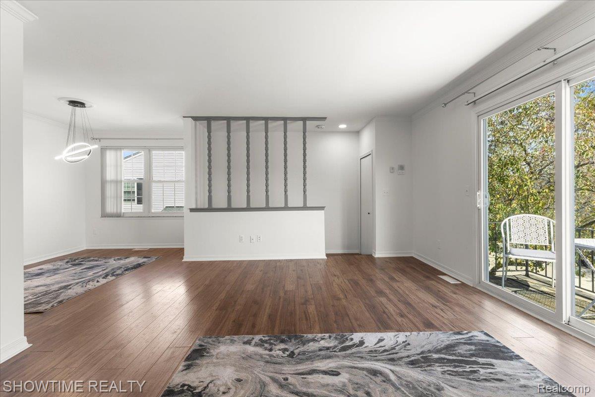 15840 Cambridge Drive