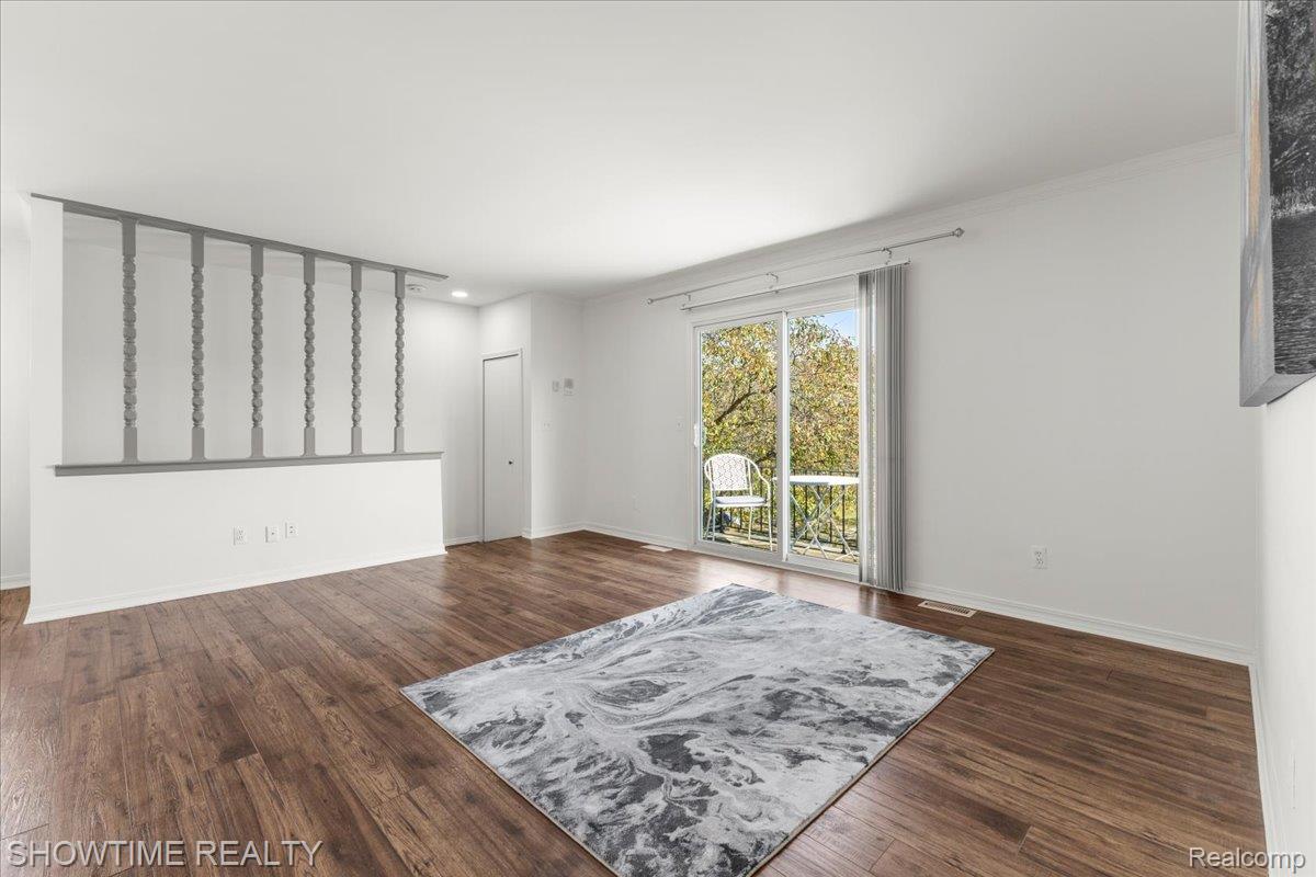 15840 Cambridge Drive