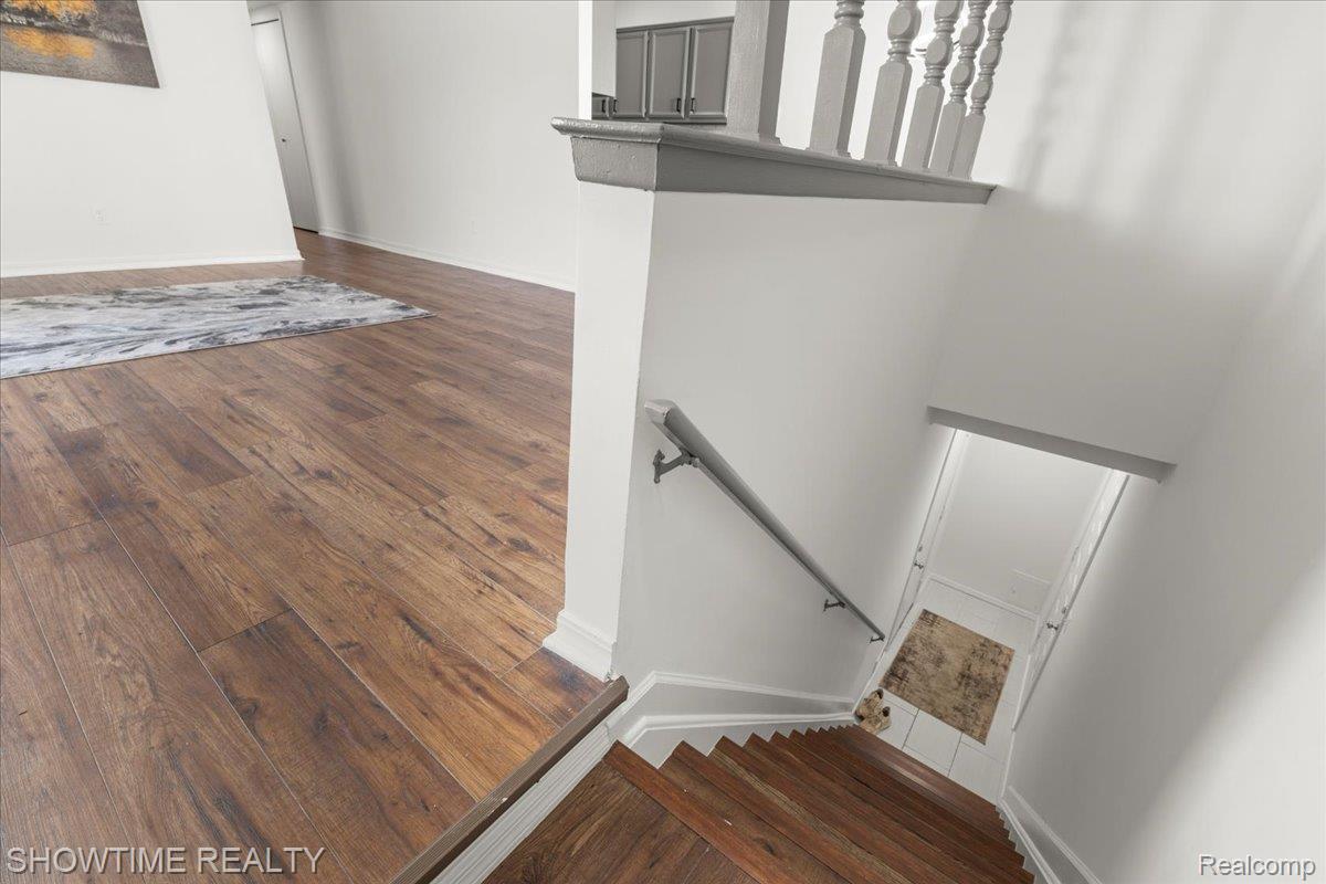 15840 Cambridge Drive