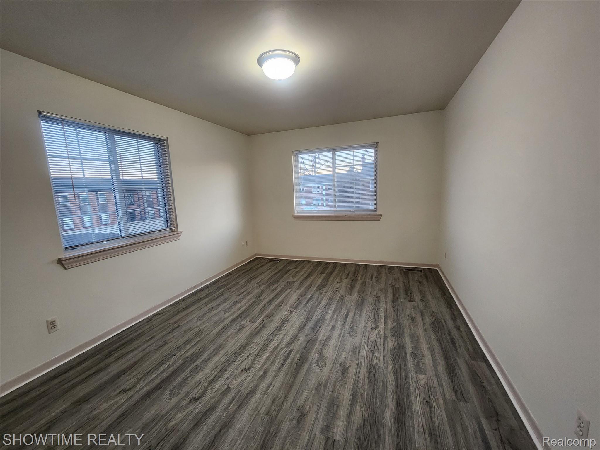 39471 Van Dyke Avenue