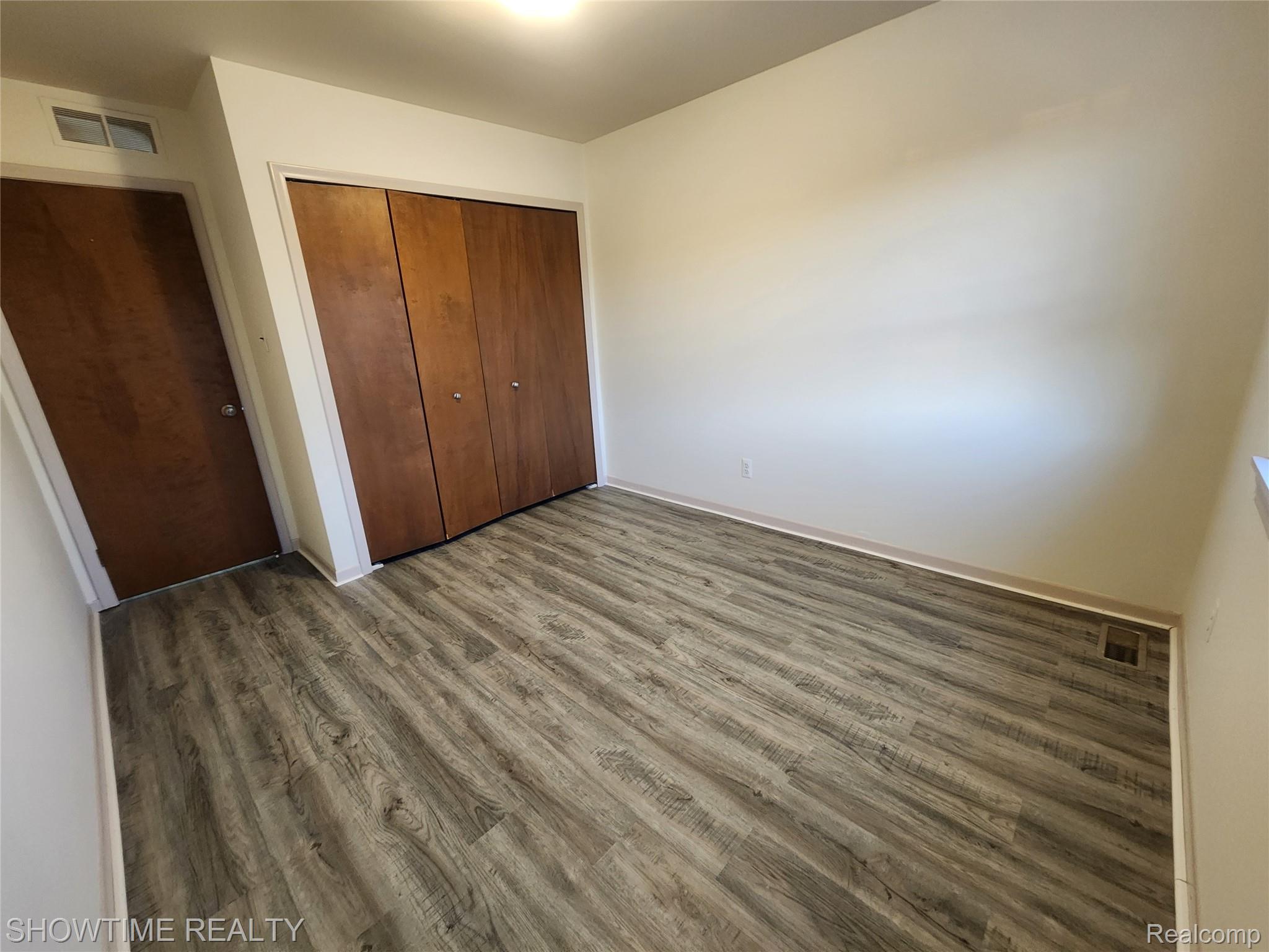 39471 Van Dyke Avenue