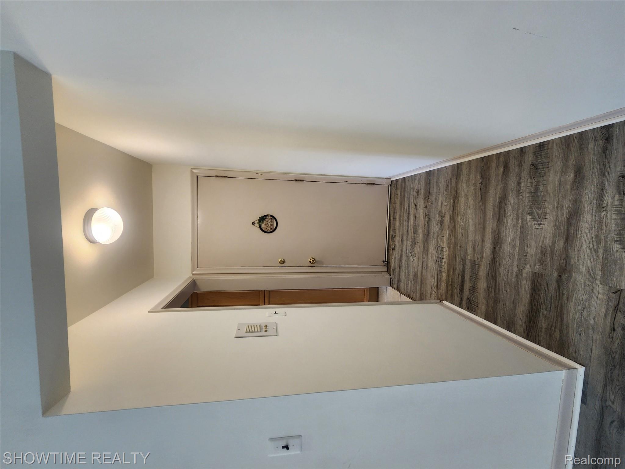 39471 Van Dyke Avenue