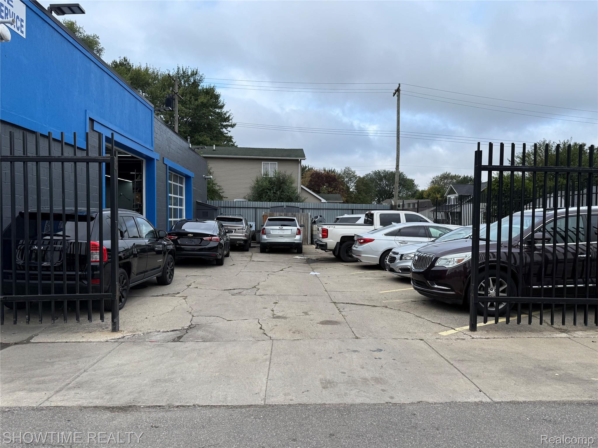 22031 Dequindre Road