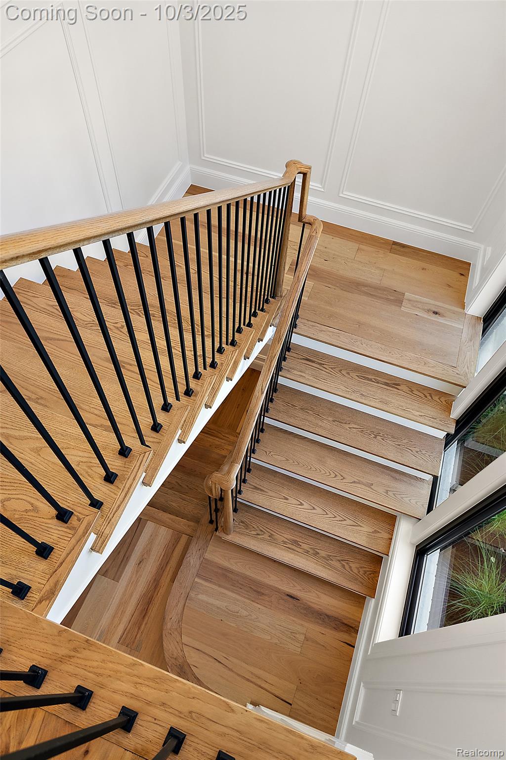 2498 Buckingham Avenue