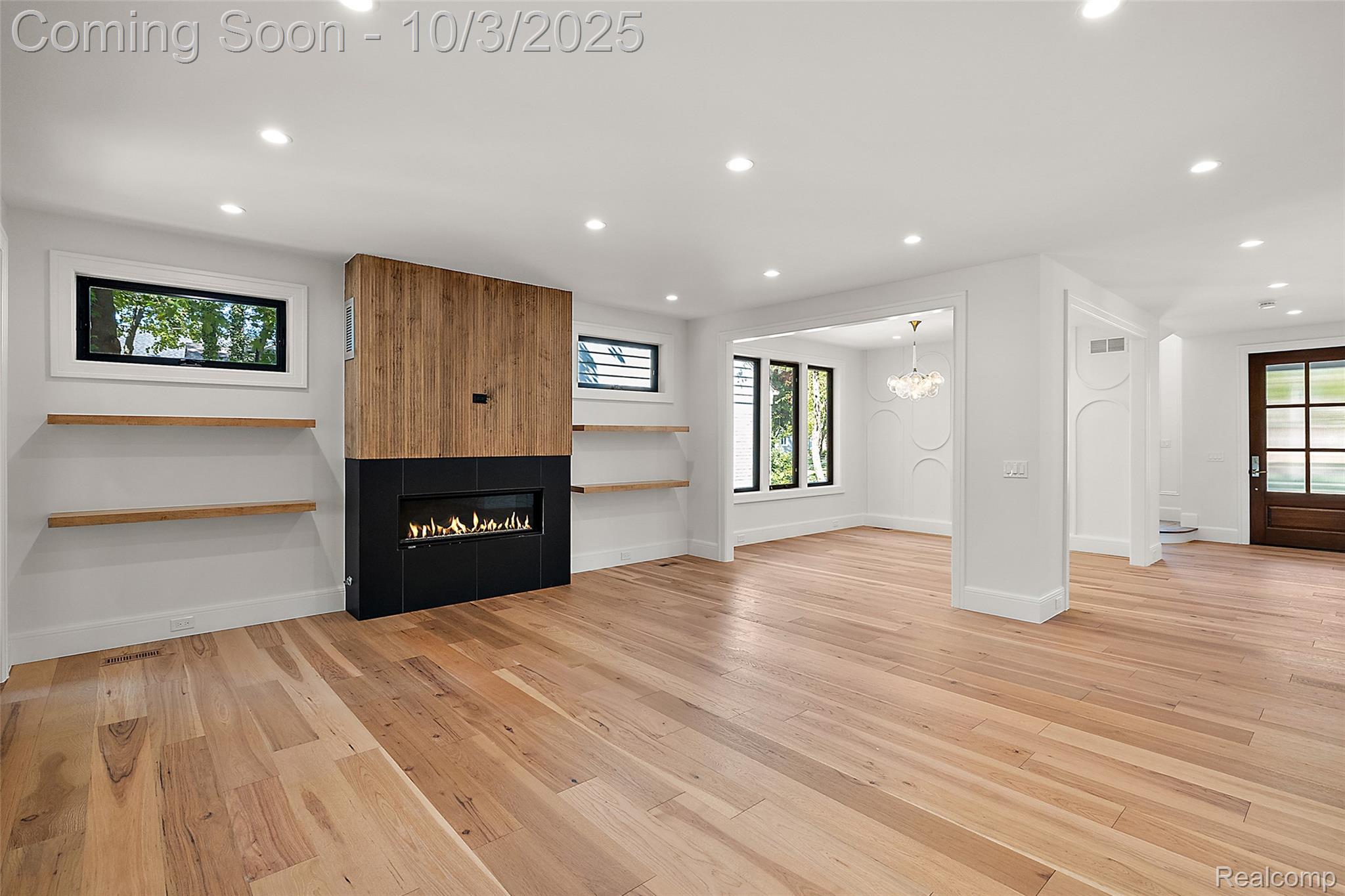 2498 Buckingham Avenue