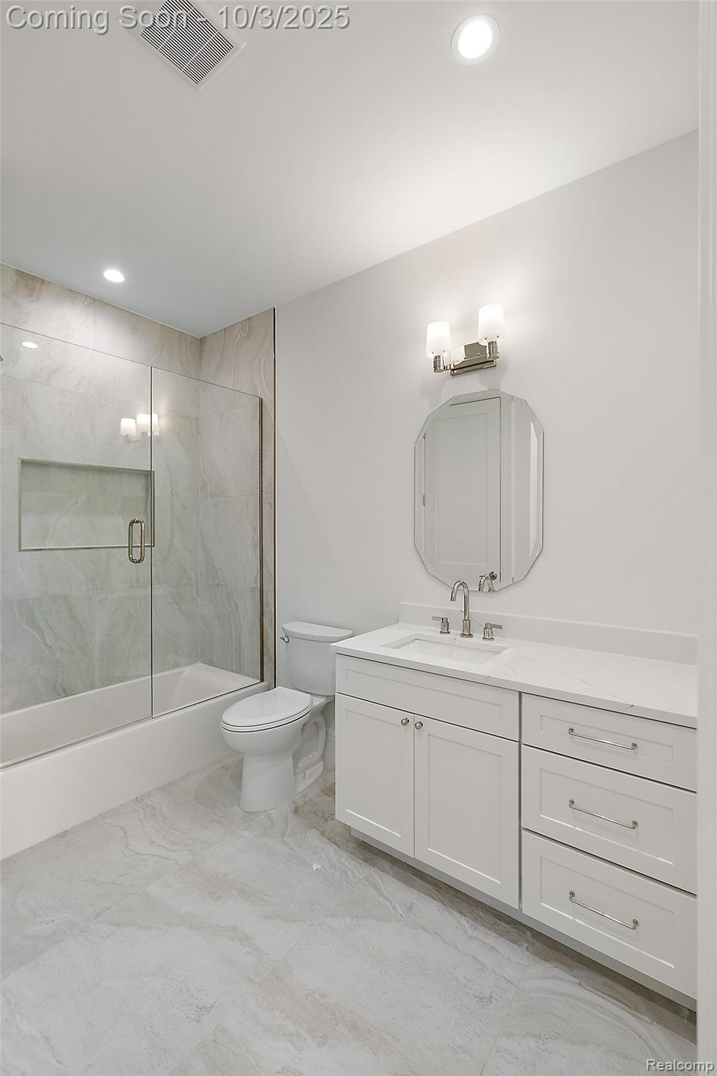 2498 Buckingham Avenue