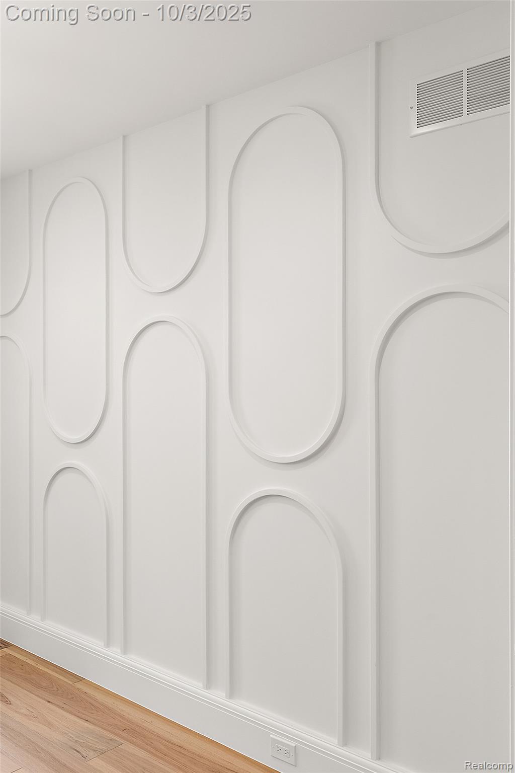 2498 Buckingham Avenue