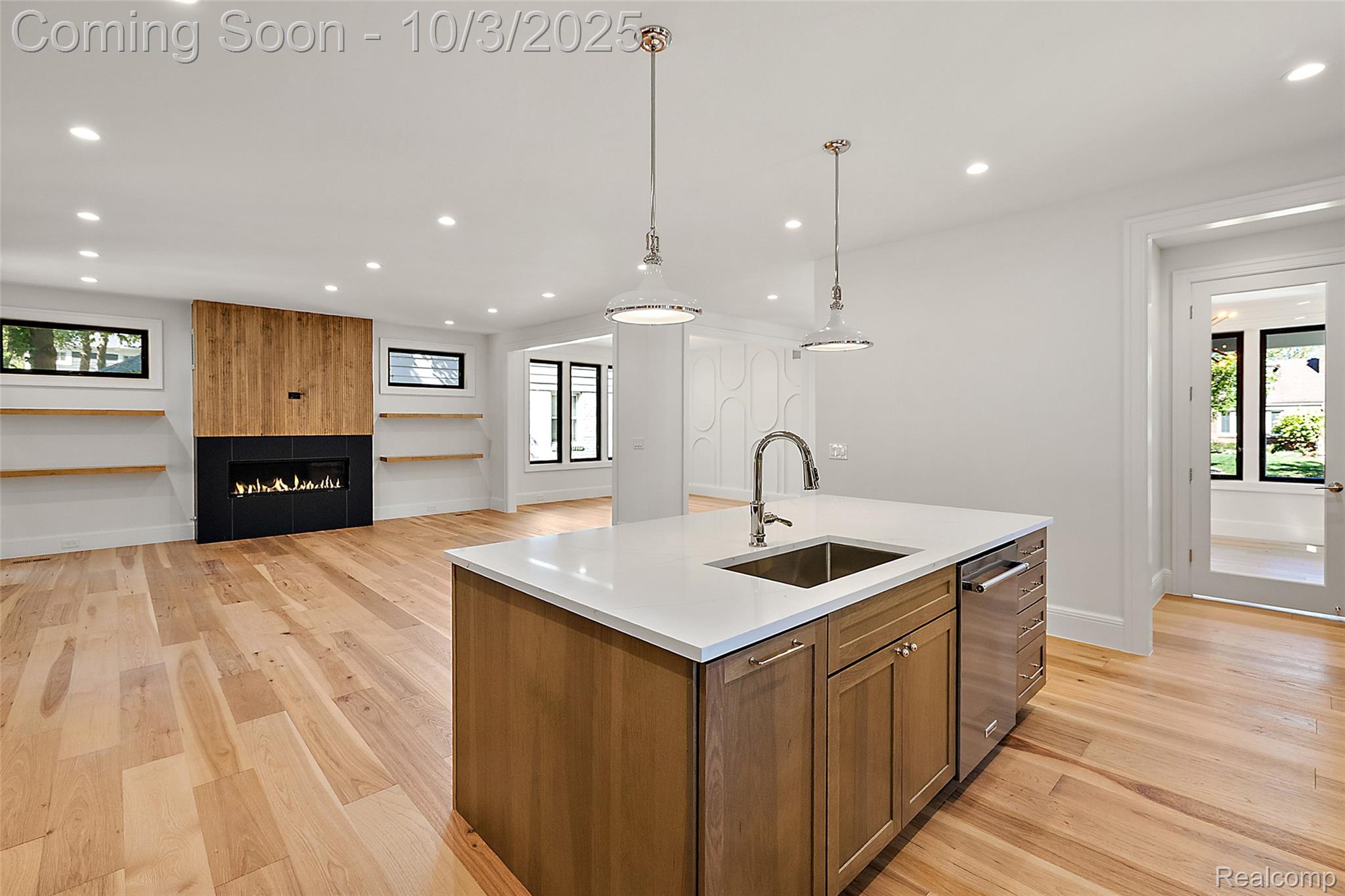 2498 Buckingham Avenue