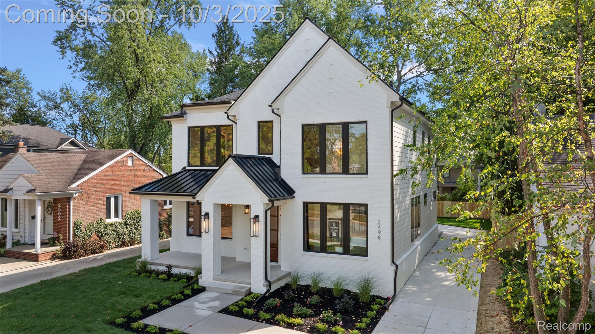 2498 Buckingham Avenue