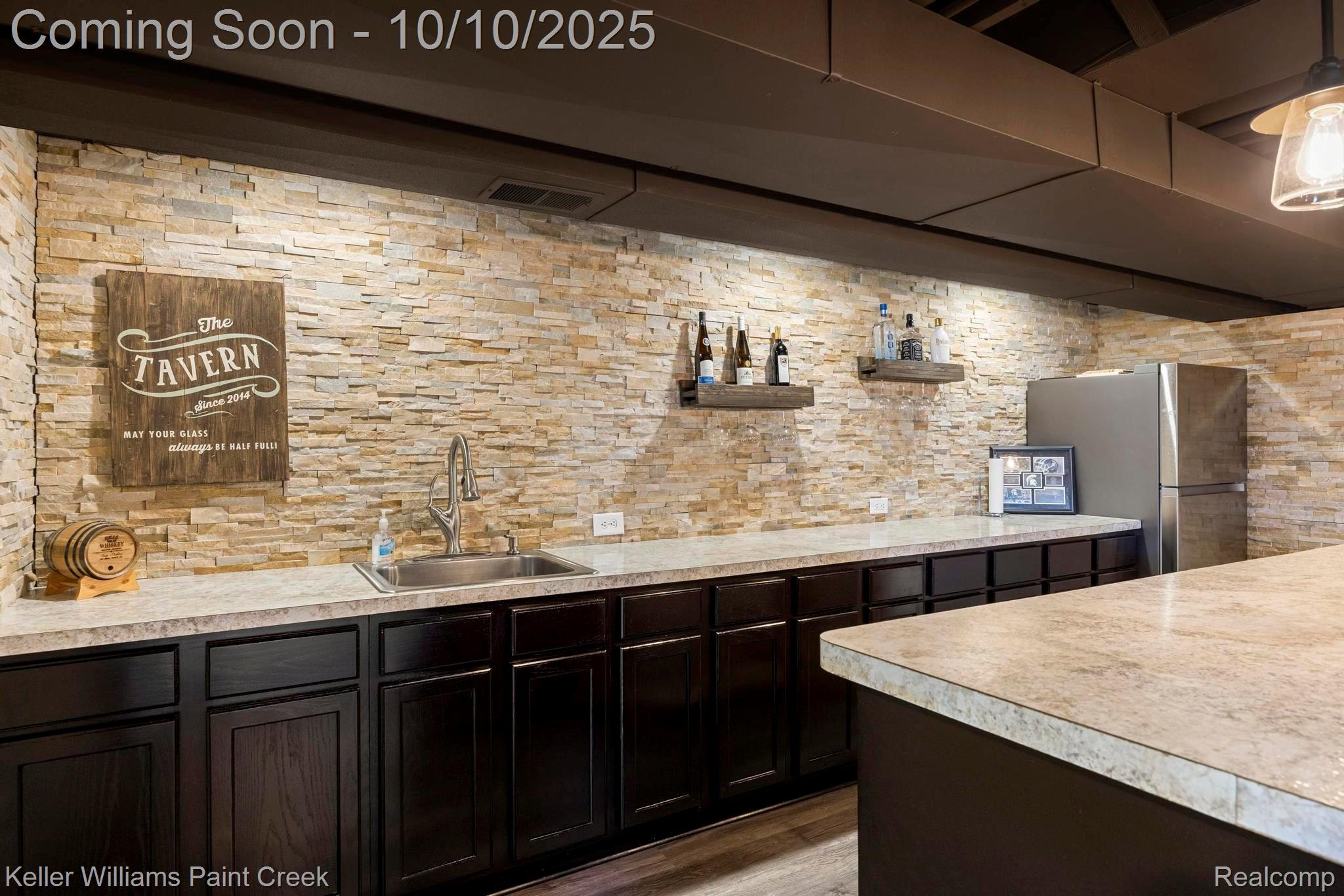 46297 Creekside Boulevard