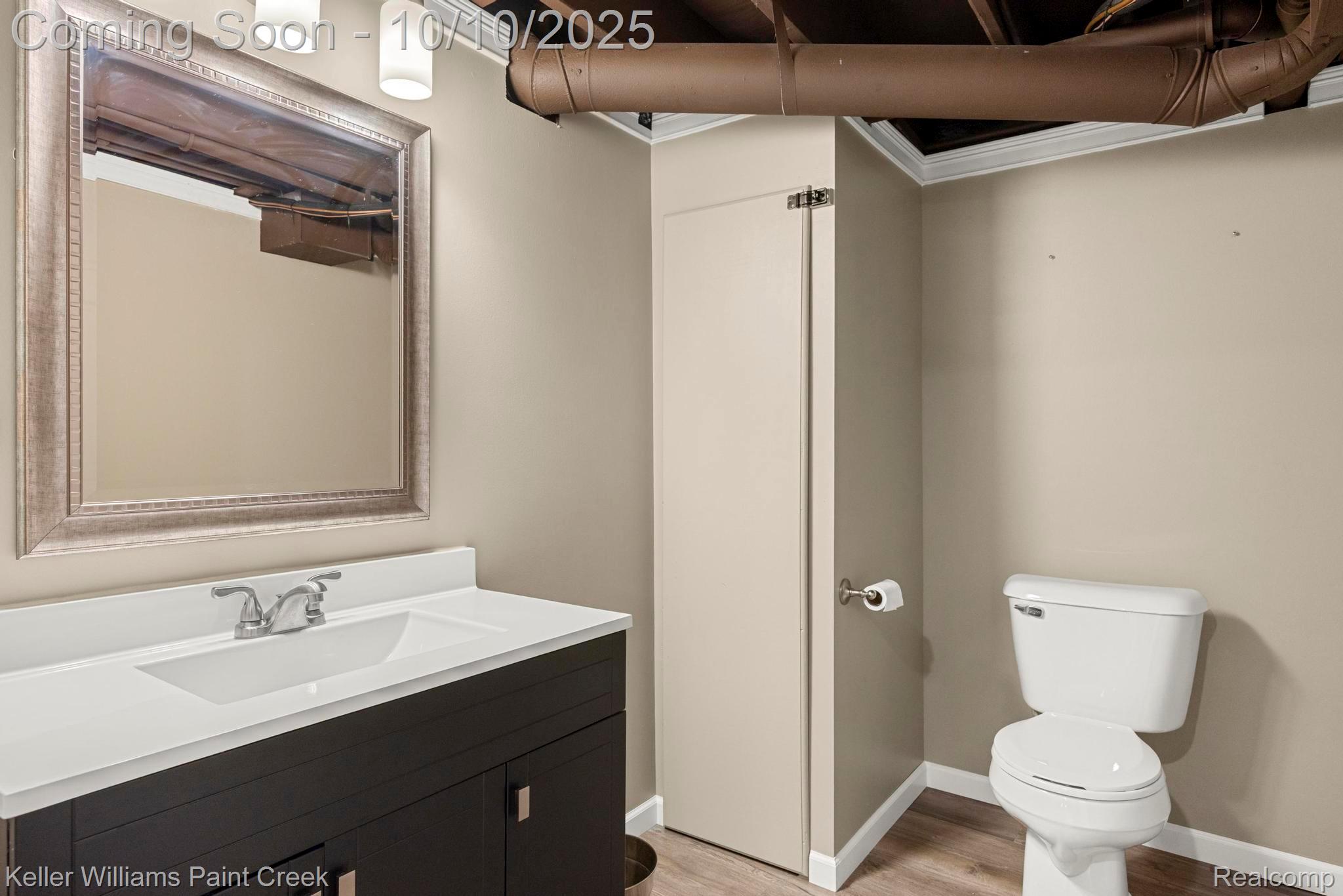 46297 Creekside Boulevard