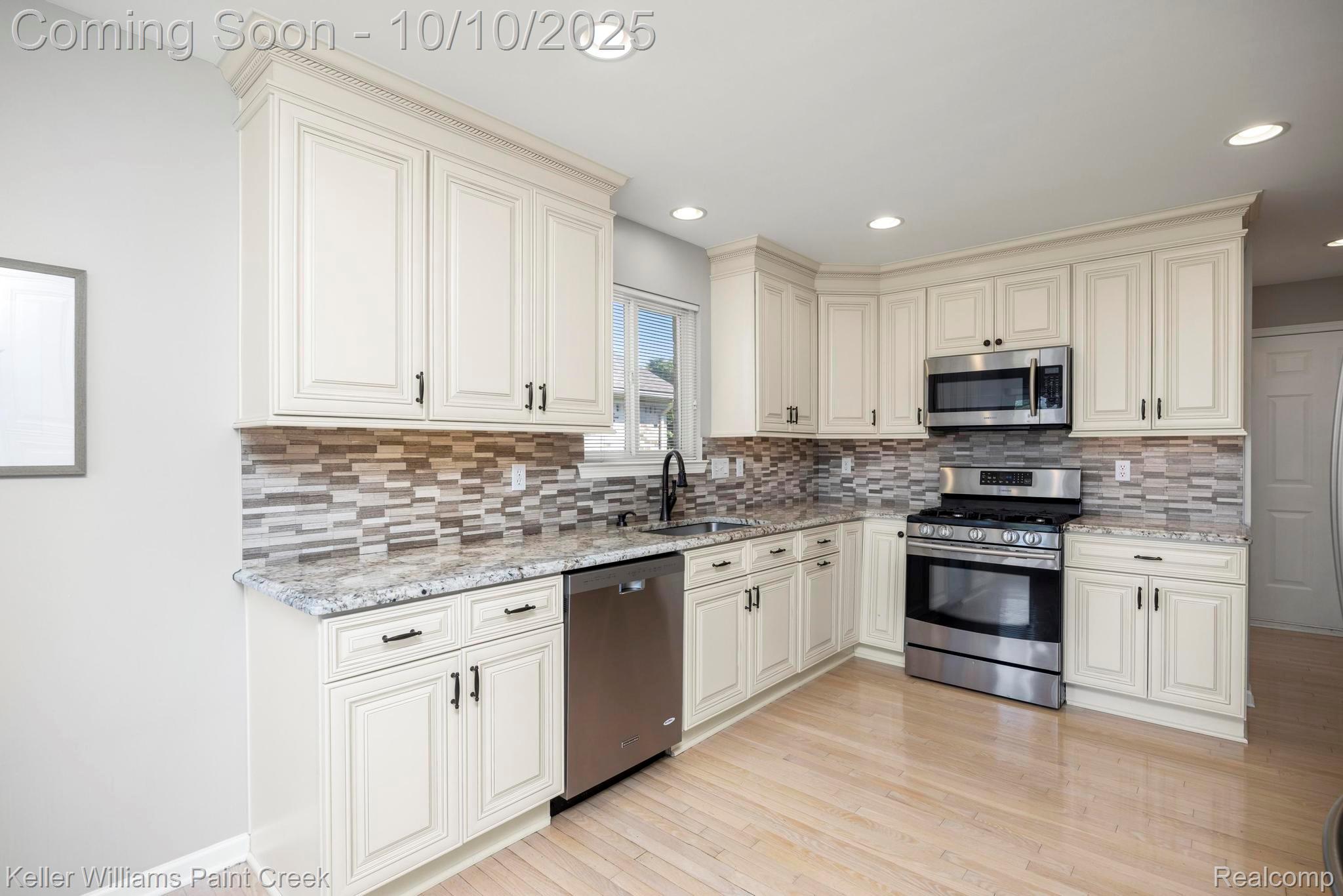 46297 Creekside Boulevard