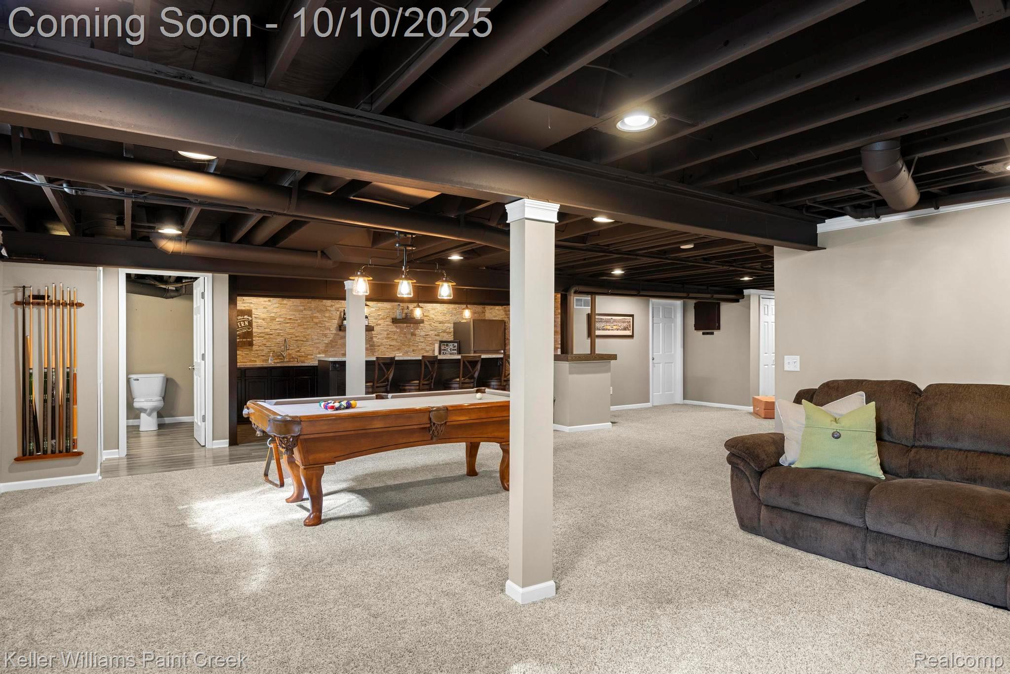 46297 Creekside Boulevard