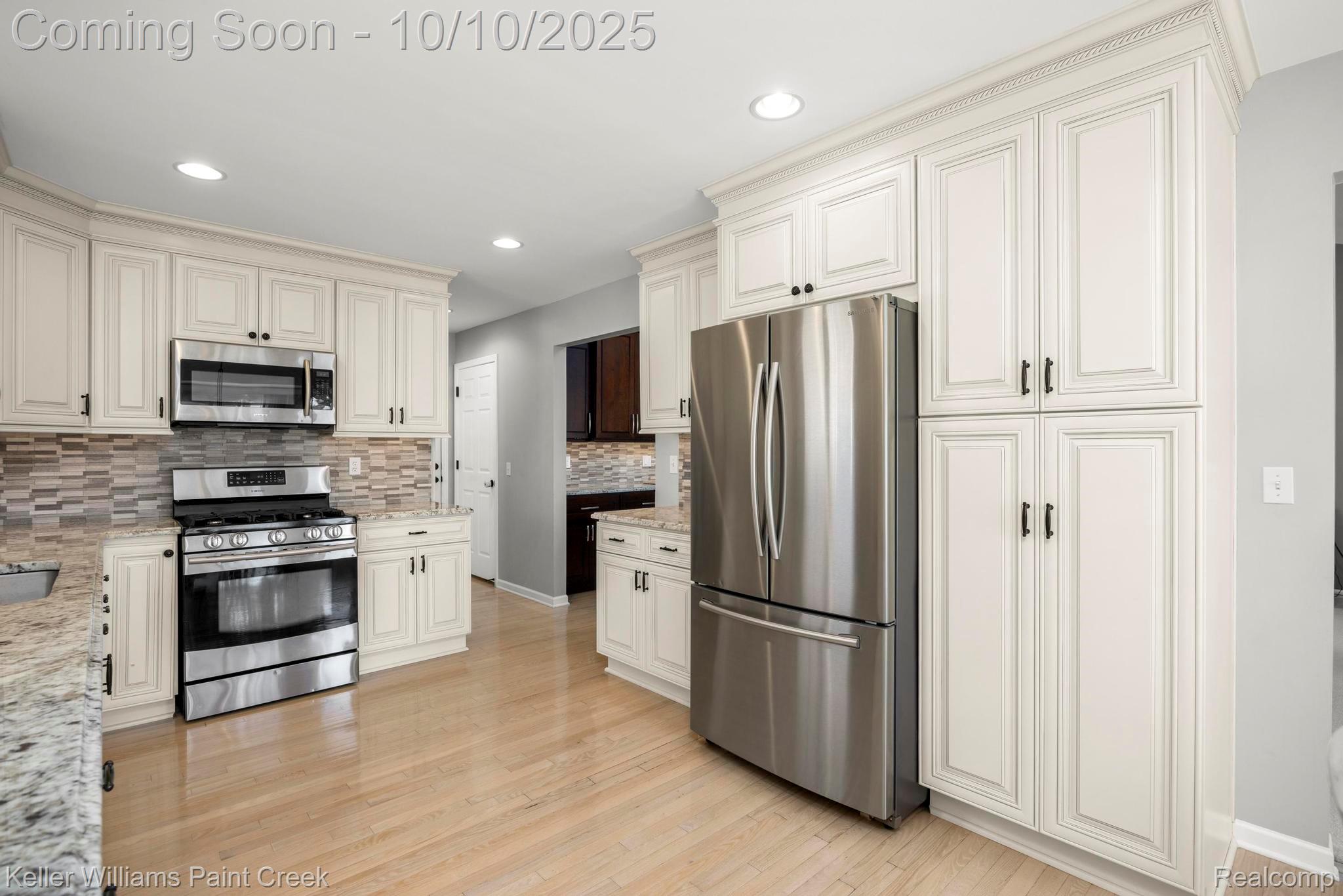 46297 Creekside Boulevard