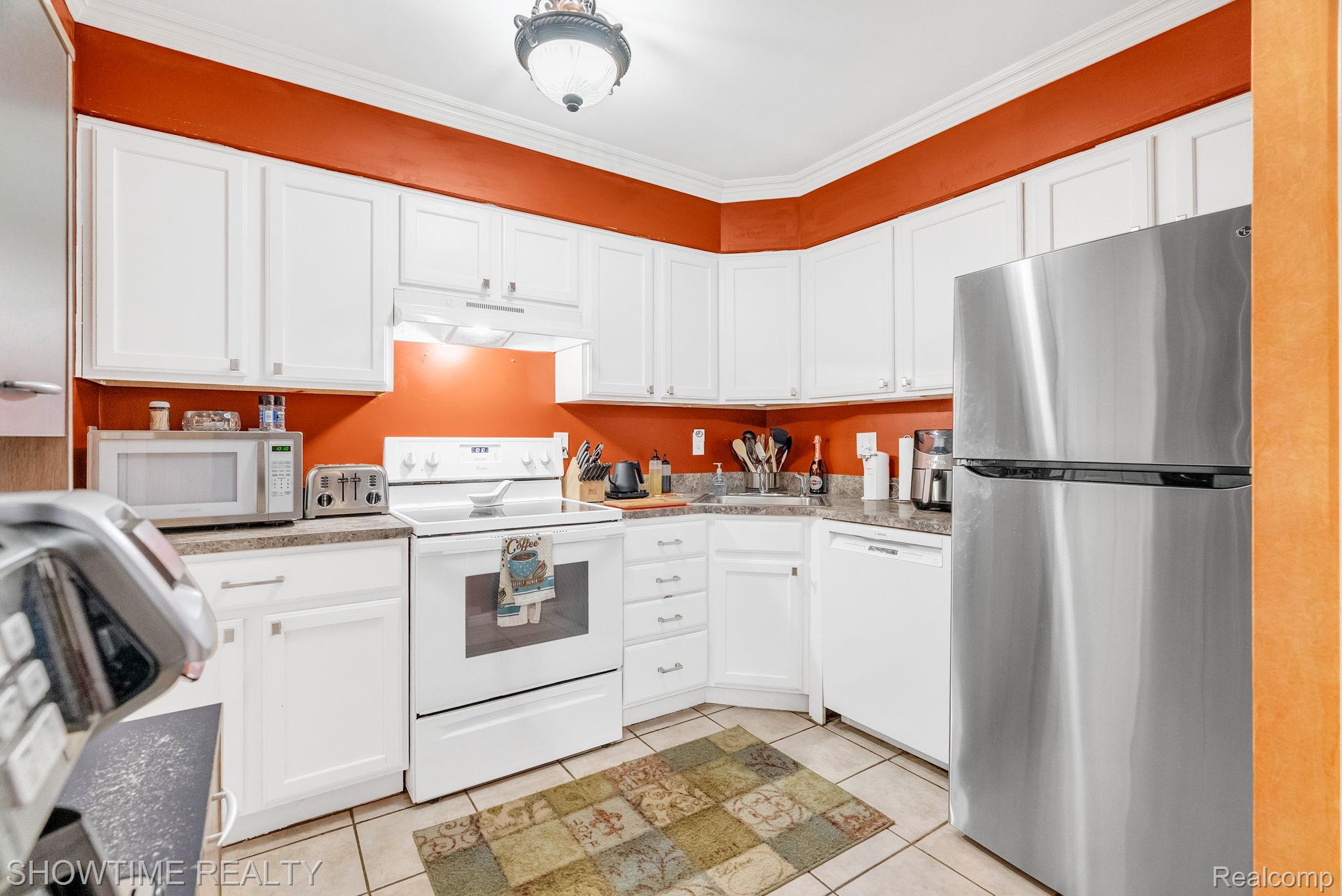 51118 Courtyard Drive