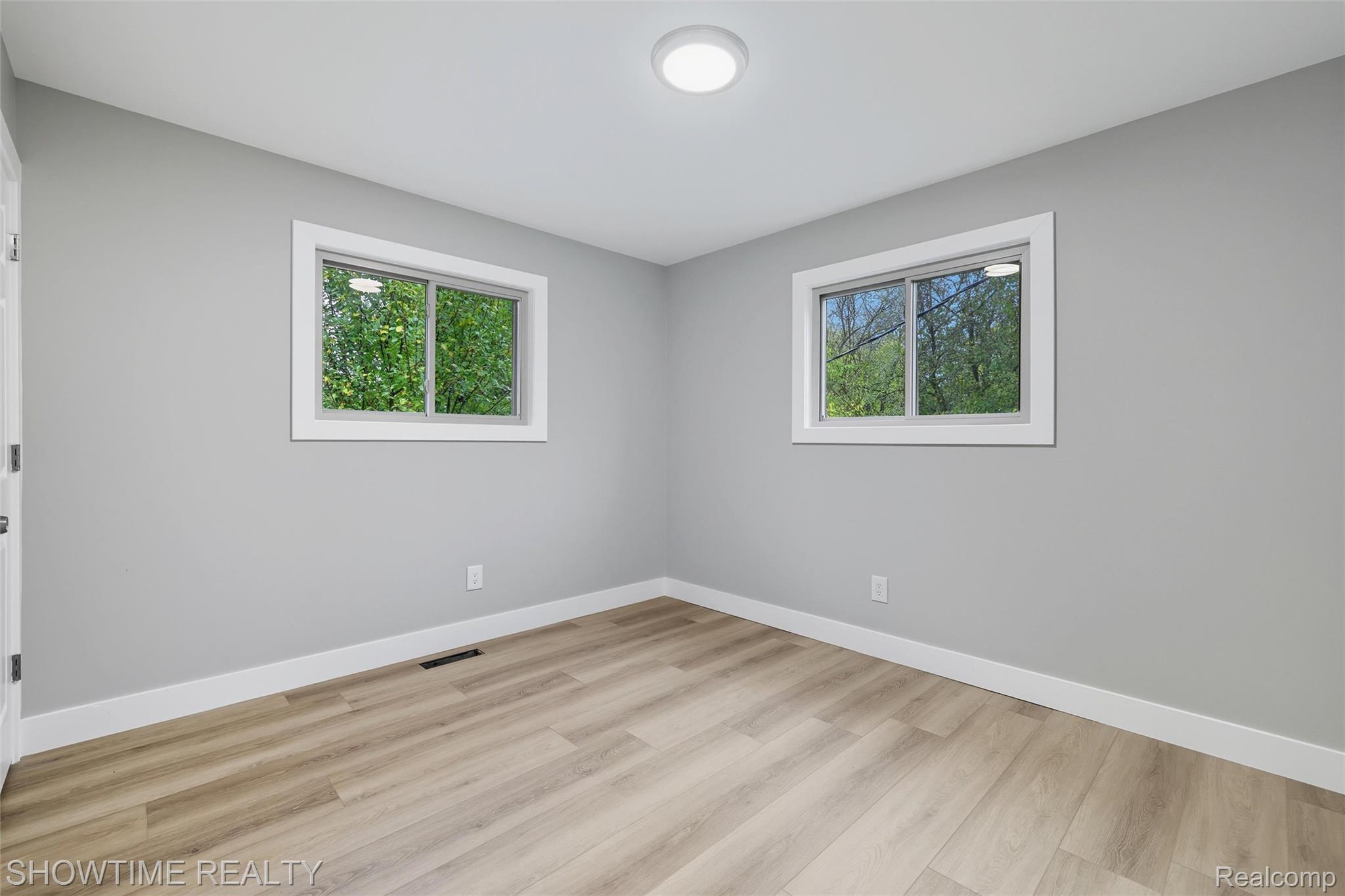 2305 S Fairgrounds Road