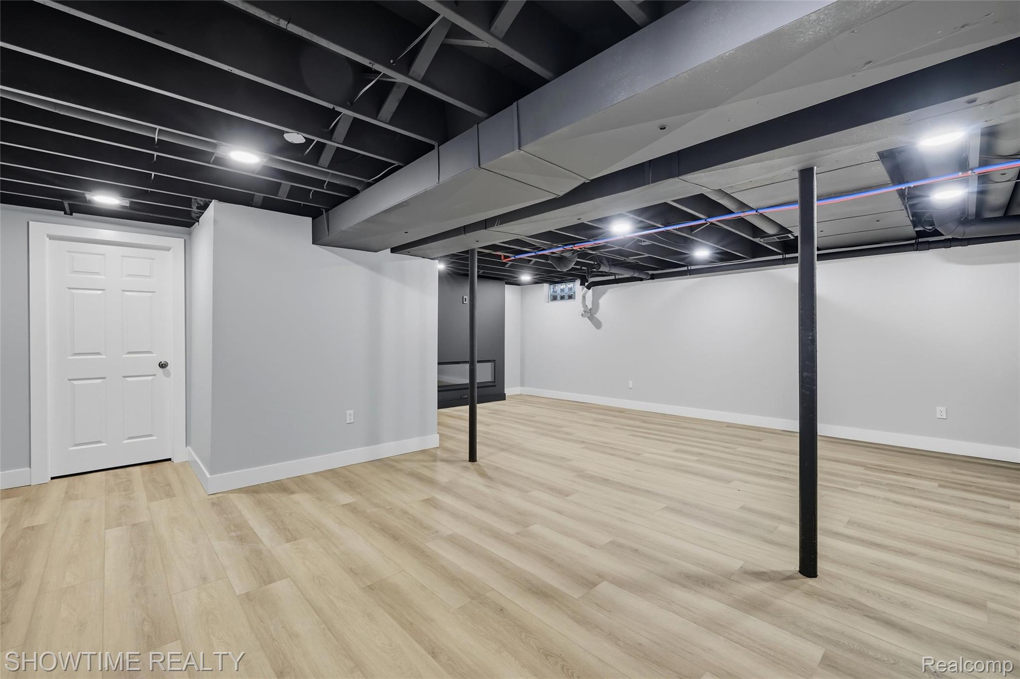 2305 S Fairgrounds Road