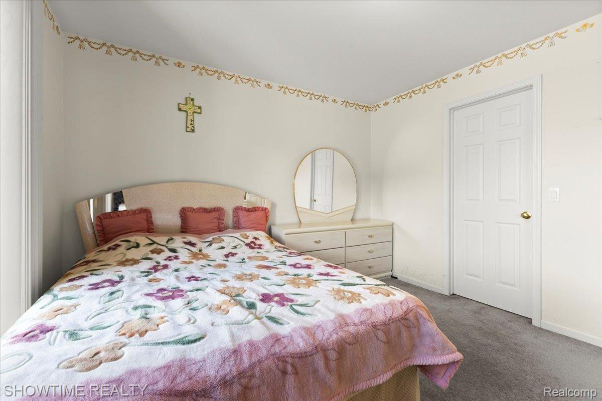 13676 Timberwyck Drive