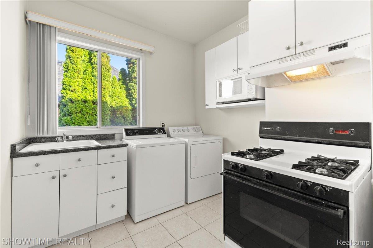 13676 Timberwyck Drive