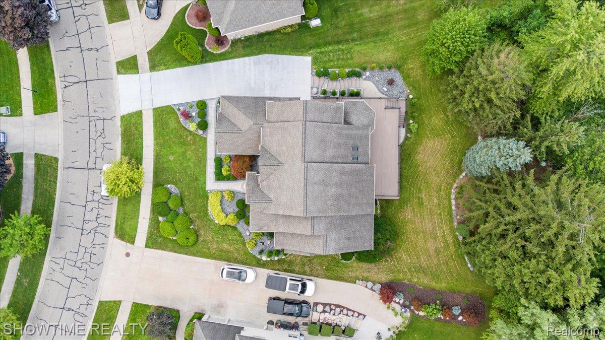 53650 Cherrywood Drive
