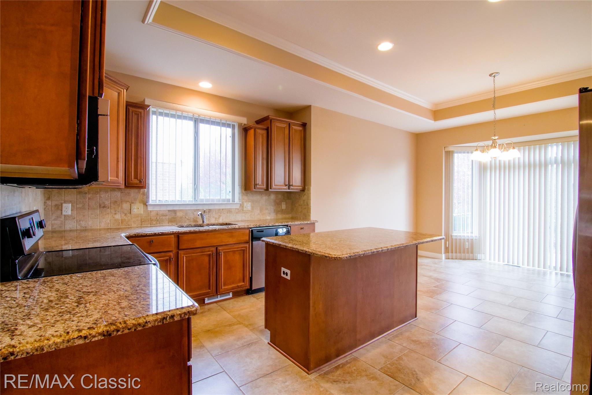 50416 Pinnacle Woods Lane