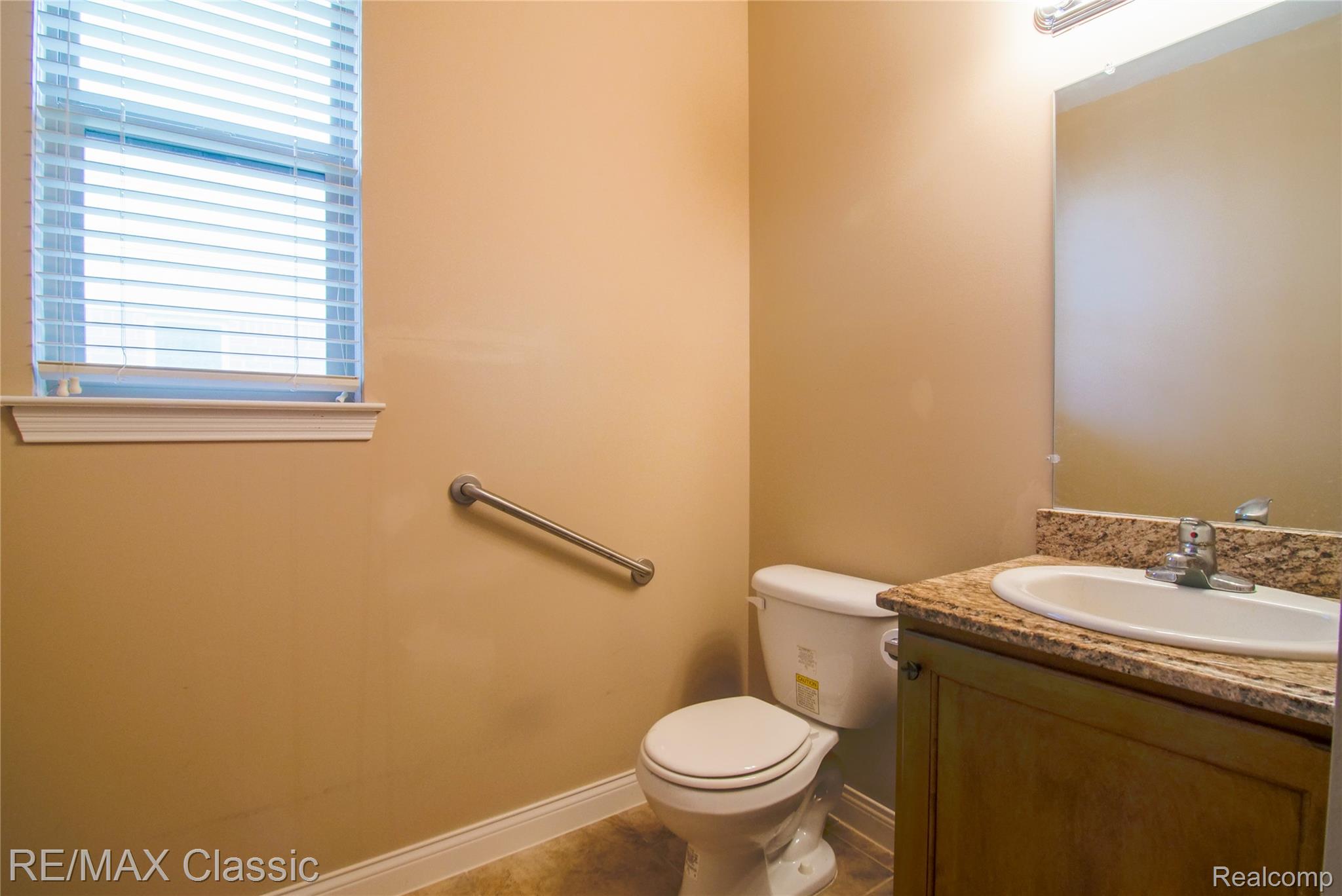 50416 Pinnacle Woods Lane