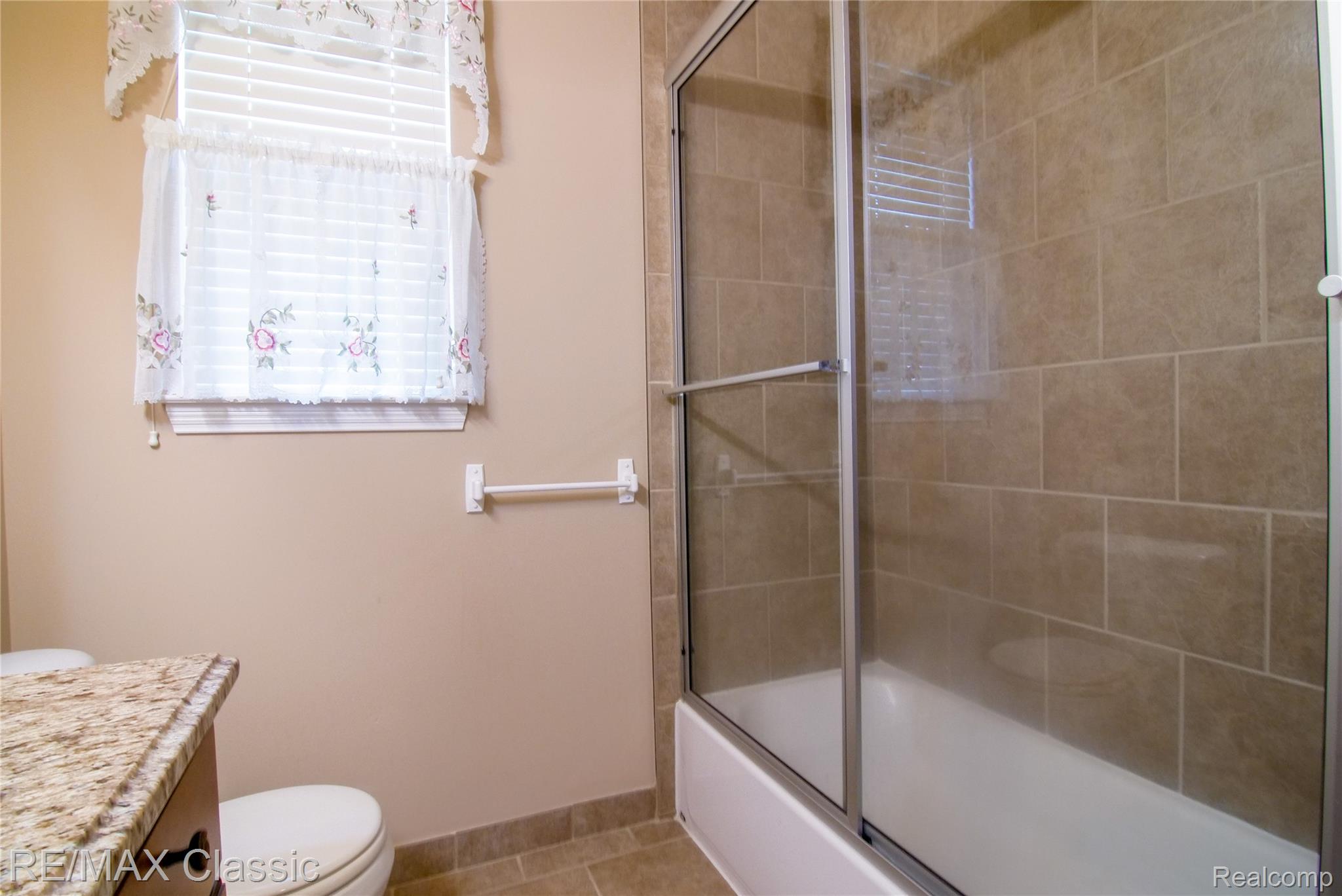 50416 Pinnacle Woods Lane