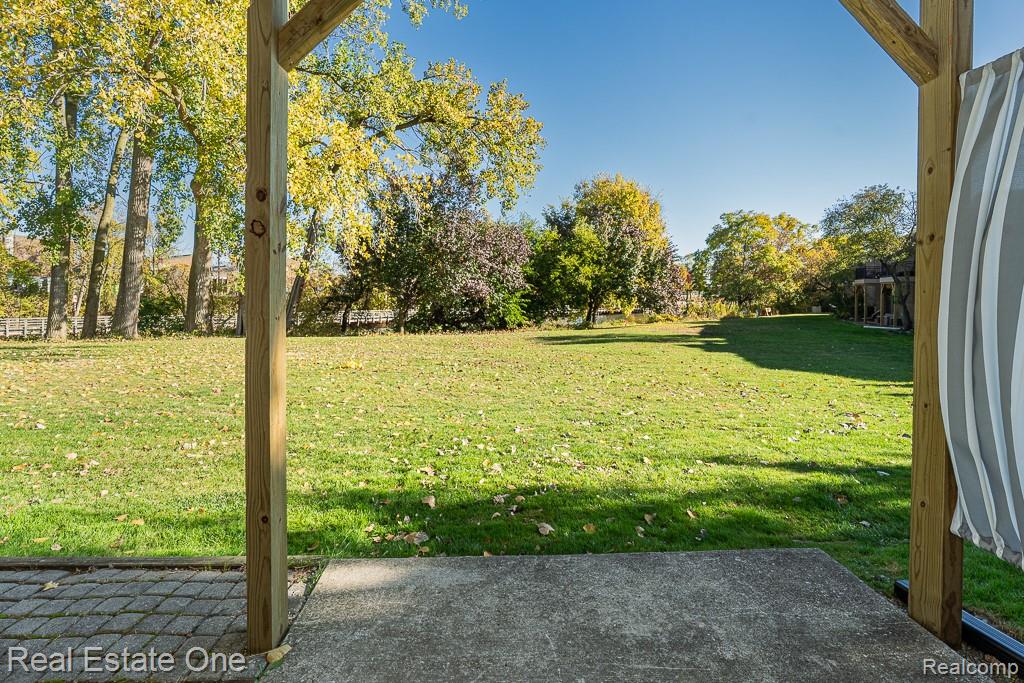 21 Dickinson Street F